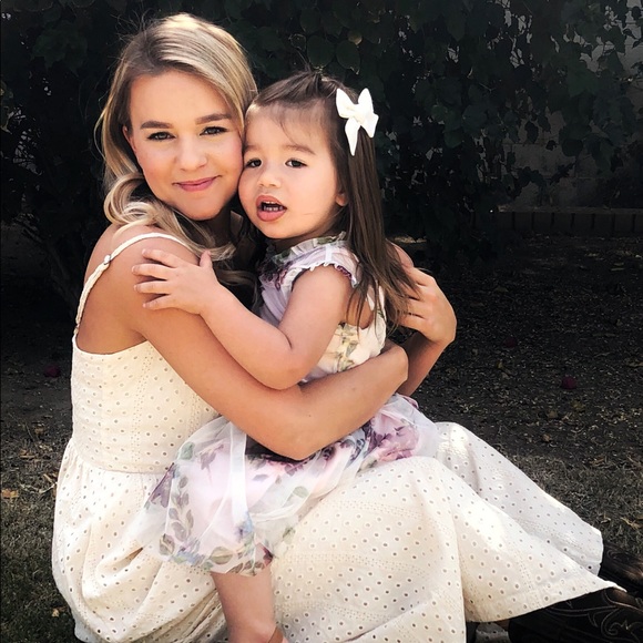 Meet your Posher, Lesley - Picture 1 of 1